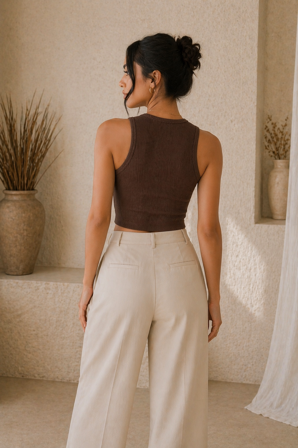 Essential Ribbed Tank Top – Slim Fit Crop